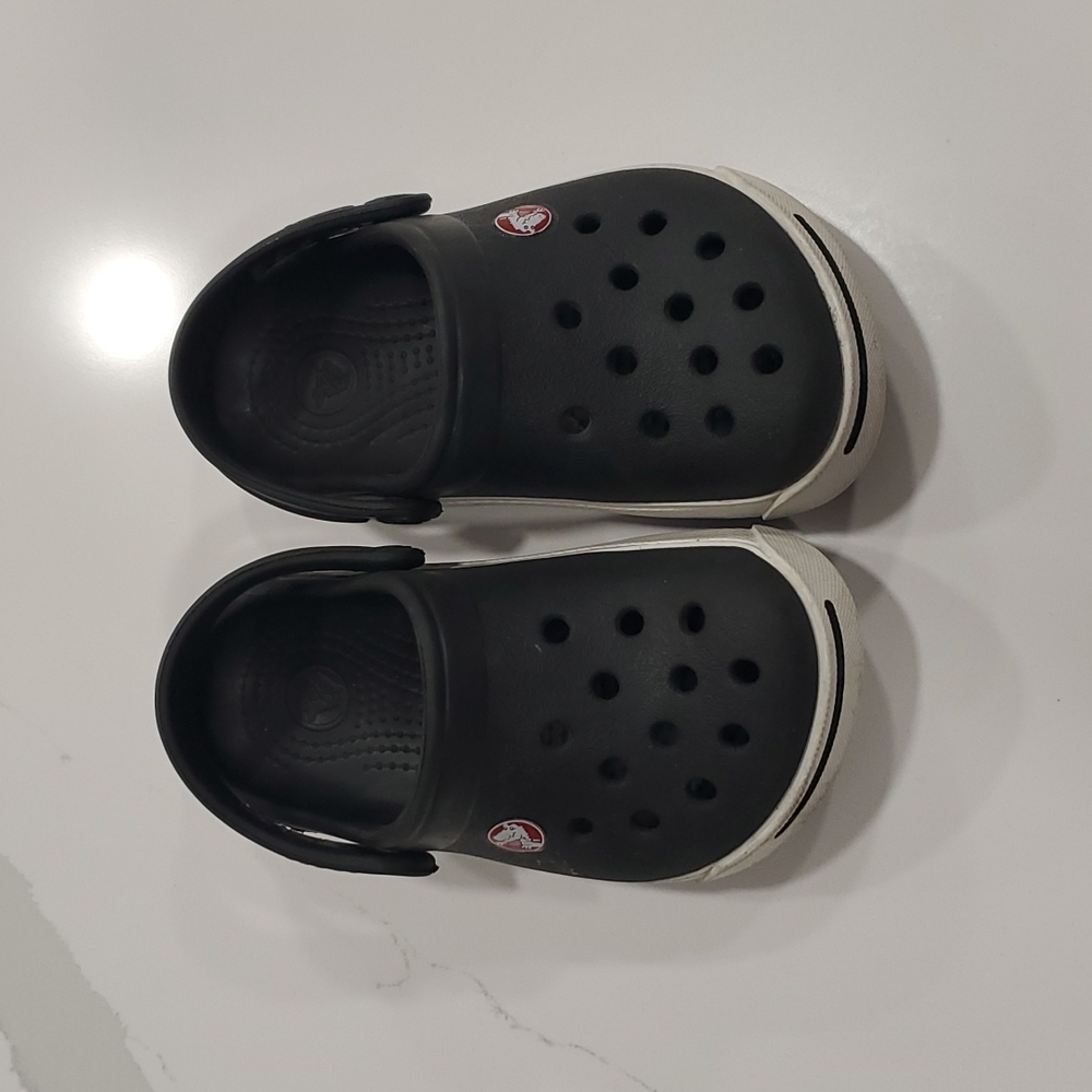 Authentic Crocs Black White Size 6 7 Toddler